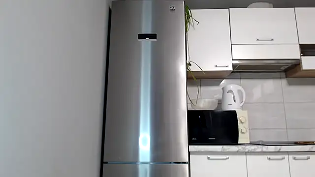 SierraSky  online show from October 2025 05:10:02 PM