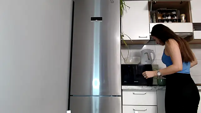 SierraSky  online show from October 2025 05:08:02 PM