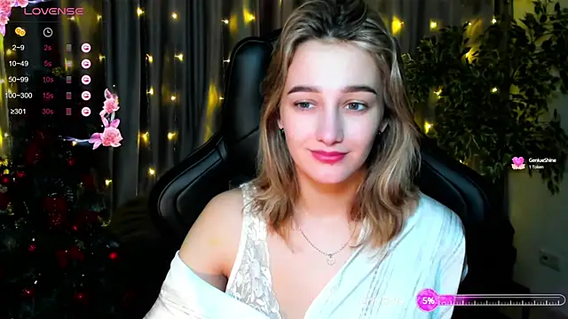 Snapshot of Sinty_Noria chatting on January 2025 01:11:01 AM Sinty Noria online show from January 2025 01:11:01 AM