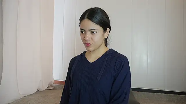 Snapshot of Feetgirl01 chatting on March 2025 09:51:02 AM Feetgirl01 online show from March 2025 09:51:02 AM