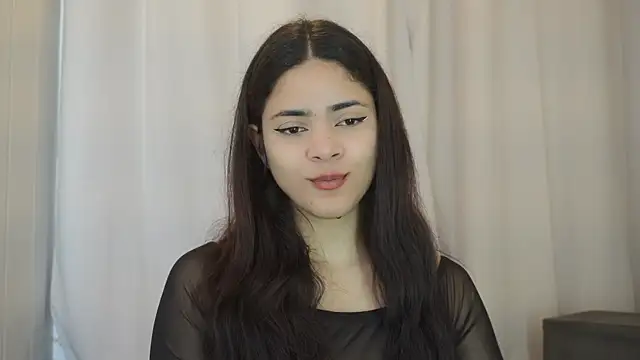 Snapshot of Feetgirl01 chatting on March 2025 09:16:02 AM Feetgirl01 online show from March 2025 09:16:02 AM