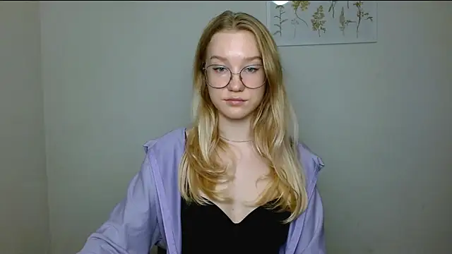 Snapshot of cindi_hot chatting on October 2025 11:51:02 AM cindi hot online show from October 2025 11:51:02 AM