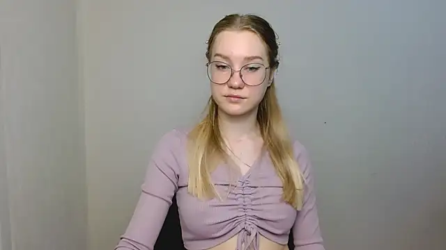 cindi hot online show from January 2026 04:55:01 PM