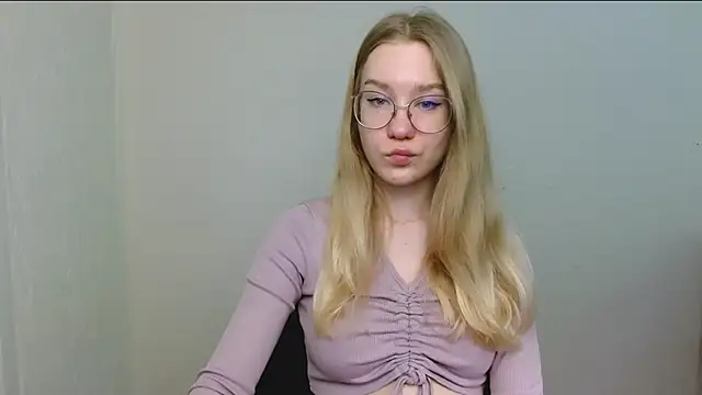 cindi hot online show from February 2026 12:23:01 PM