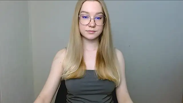 cindi hot online show from April 2026 03:31:02 PM