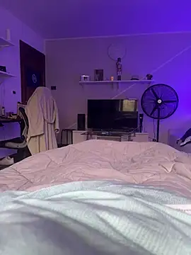 1ninefellababy online show from February 2025 09:34:02 AM