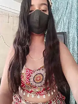 Snapshot of Parinaaz18 chatting on May 2026 01:33:01 AM Parinaaz18 online show from May 2026 01:33:01 AM