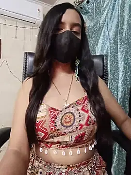 Snapshot of Parinaaz18 chatting on May 2026 01:50:02 PM Parinaaz18 online show from May 2026 01:50:02 PM