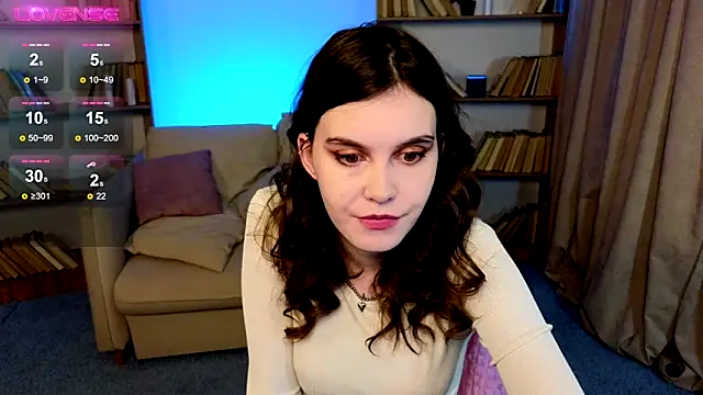 Snapshot of SusieMorris chatting on February 2025 01:32:01 AM SusieMorris online show from February 2025 01:32:01 AM