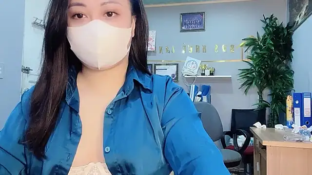 Bamboo Swetie online show from December 2024 01:25:01 AM