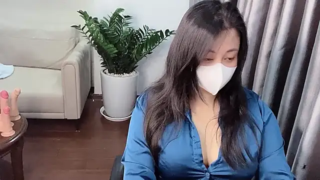 Bamboo Swetie online show from May 2026 02:02:01 PM