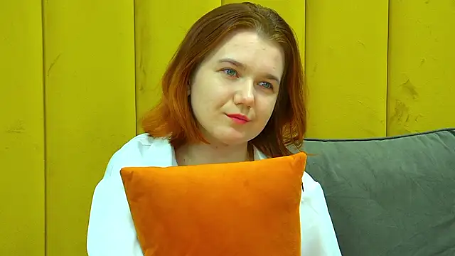 LessySmith online show from February 2026 02:53:01 AM