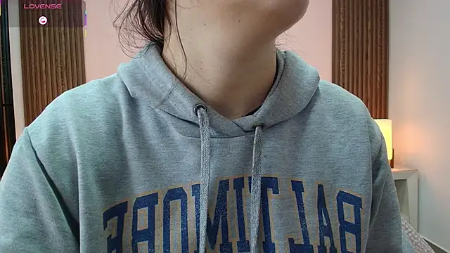 alina martinelli online show from February 2026 10:52:02 AM