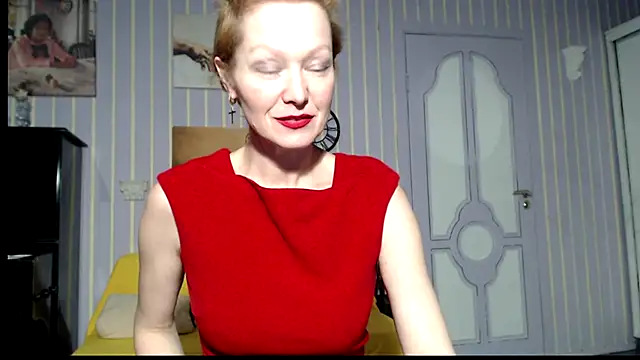 Marquise555 online show from November 2025 06:22:02 PM