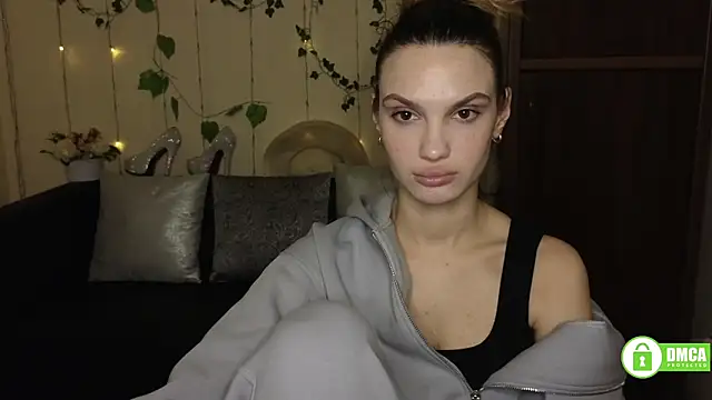 Aminakisuliawolf online show from March 2026 01:18:02 PM