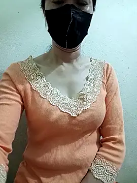 Snapshot of YunLem chatting on February 2025 12:50:01 PM YunLem online show from February 2025 12:50:01 PM