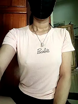 Snapshot of YunLem chatting on March 2025 07:09:02 AM YunLem online show from March 2025 07:09:02 AM