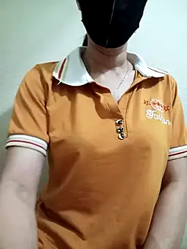 Snapshot of YunLem chatting on March 2025 09:05:01 AM YunLem online show from March 2025 09:05:01 AM