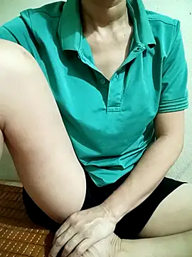 Snapshot of YunLem chatting on September 2025 04:25:01 AM YunLem online show from September 2025 04:25:01 AM