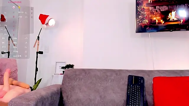 Hannaos online show from December 2024 08:28:02 PM