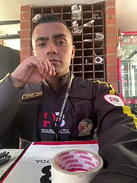 Snapshot of Stiven-Bell chatting on March 2025 03:04:02 PM Stiven-Bell online show from March 2025 03:04:02 PM