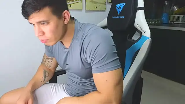 Ethanstill1 online show from February 2025 02:50:02 AM