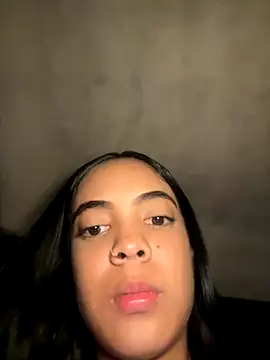 NAUGHTY LITTLE 18 online show from November 2025 03:09:01 AM