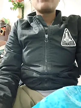 Priya-89 online show from December 2025 10:31:01 AM