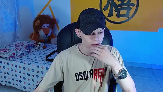 Snapshot of Matthew_Boy_ chatting on January 2025 05:54:01 AM Matthew Boy online show from January 2025 05:54:01 AM