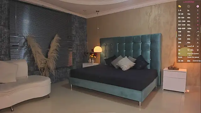 MelanieRioss online show from February 2026 01:32:02 PM