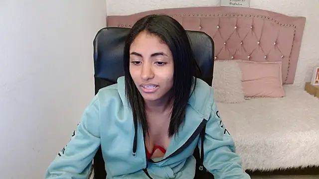shaneelle online show from January 2025 09:24:02 AM