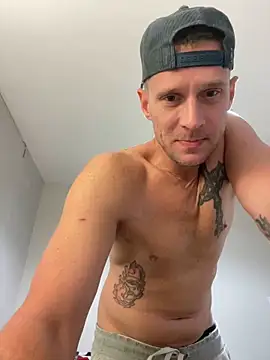 Camcam21 online show from November 2025 11:59:01 PM