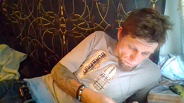 Snapshot of terry2big4u24 chatting on January 2025 10:44:02 PM terry2big4u24 online show from January 2025 10:44:02 PM