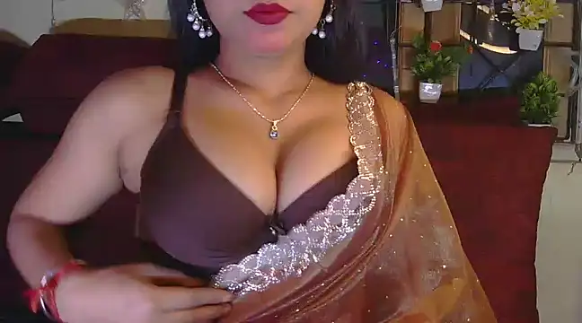 Snapshot of sexy_shivi chatting on December 2024 06:22:02 PM sexy shivi online show from December 2024 06:22:02 PM