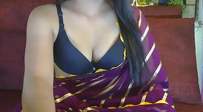 Snapshot of sexy_shivi chatting on March 2025 08:40:02 PM sexy shivi online show from March 2025 08:40:02 PM