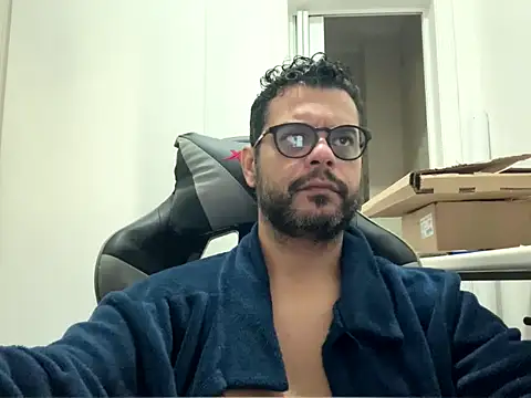 Snapshot of HornyBeachBoyBR chatting on July 2026 07:51:01 PM HornyBeachBoyBR online show from July 2026 07:51:01 PM