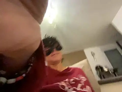 Marilou1983 online show from September 2025 09:04:01 PM