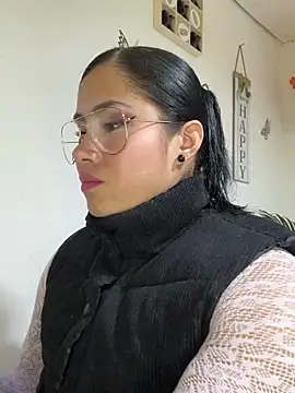 Snapshot of Sweet__Nurse1 chatting on April 2026 09:28:02 PM Sweet Nurse1 online show from April 2026 09:28:02 PM