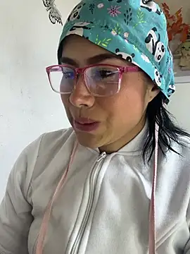 Snapshot of Sweet__Nurse1 chatting on May 2026 07:22:02 PM Sweet Nurse1 online show from May 2026 07:22:02 PM