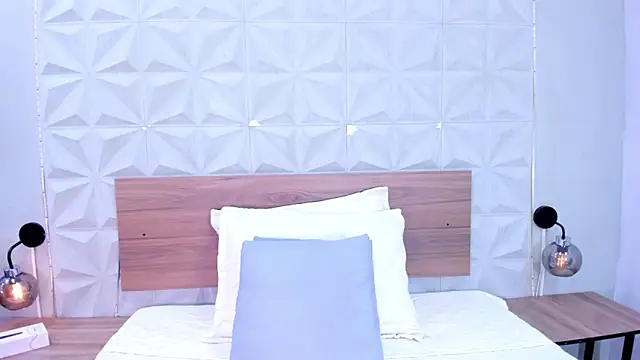 Stacey white  online show from April 2026 07:55:01 PM