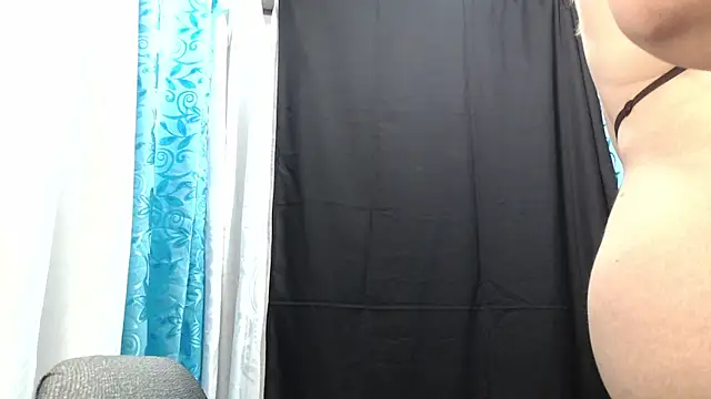 Snapshot of mia_donatto369 chatting on February 2025 12:10:02 AM mia donatto369 online show from February 2025 12:10:02 AM