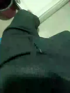 ekimeskim1 online show from December 2024 01:14:01 AM