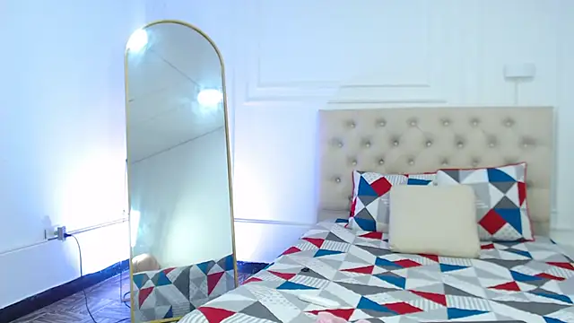 lola red95 online show from December 2025 10:54:01 AM