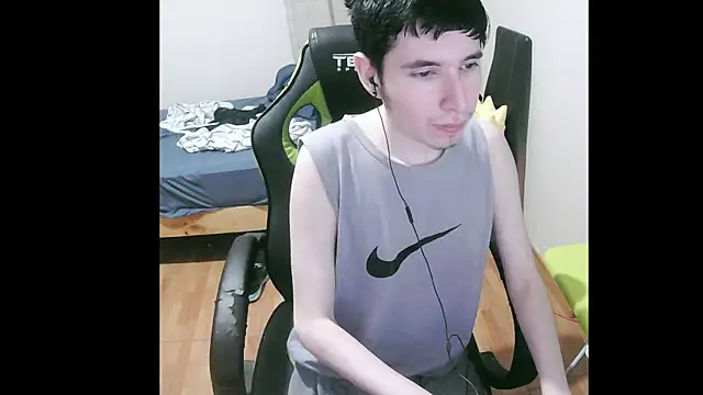 Twink martinboy online show from January 2025 02:38:02 AM