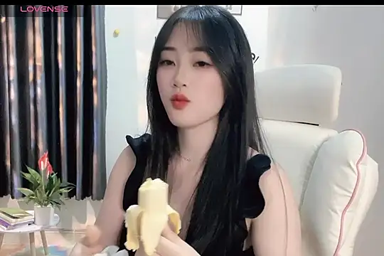 Snapshot of _Aimy_ chatting on February 2025 07:19:02 PM Aimy online show from February 2025 07:19:02 PM