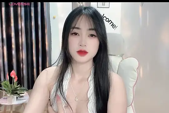 Snapshot of _Aimy_ chatting on February 2025 03:52:02 AM Aimy online show from February 2025 03:52:02 AM