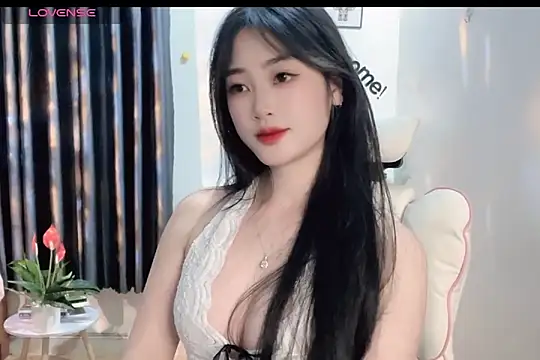 Snapshot of _Aimy_ chatting on February 2025 06:58:02 AM Aimy online show from February 2025 06:58:02 AM