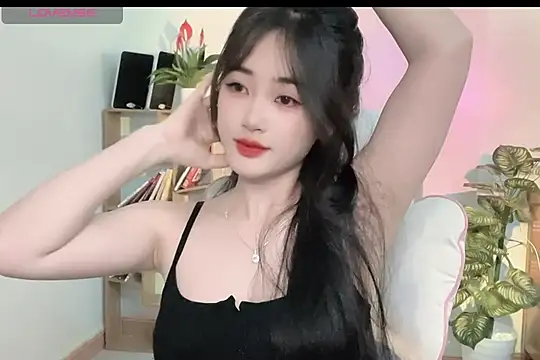 Snapshot of _Aimy_ chatting on March 2025 04:02:02 AM Aimy online show from March 2025 04:02:02 AM