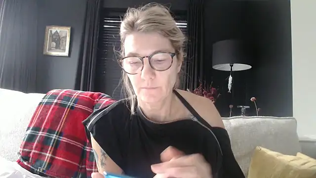 godinflower online show from October 2025 07:29:01 AM