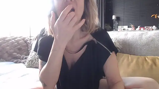 godinflower online show from February 2026 10:01:01 AM